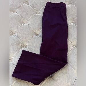 New York & Company Burgundy Dress Pants – Size 8